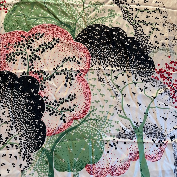 Vintage Echo Abstract Tree Print Silky Scarf White Green Red - Picture 2 of 3